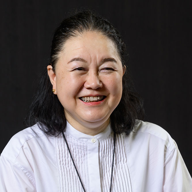 公認会計士　Hさん