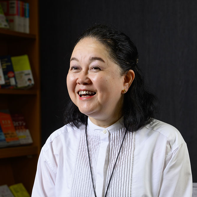 公認会計士　Hさん